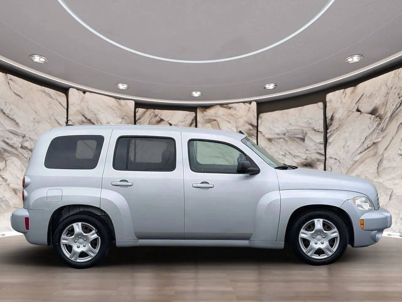 Used 2011 Chevrolet HHR LS FWD image 14