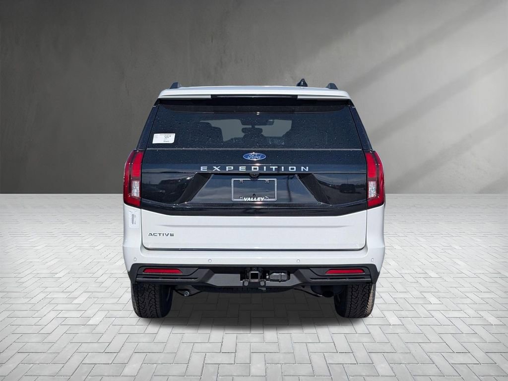 New 2026 Ford Expedition Active image 8