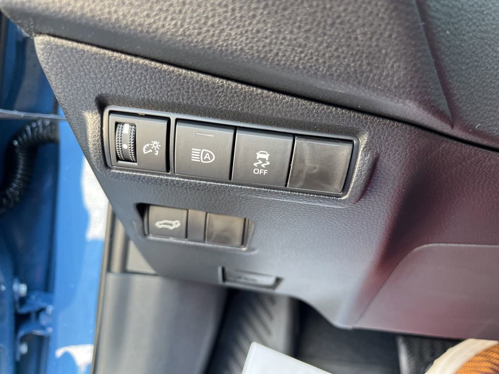 Certified 2026 Toyota Corolla Cross XLE w/ Convenience Package AWD/4WD image 20
