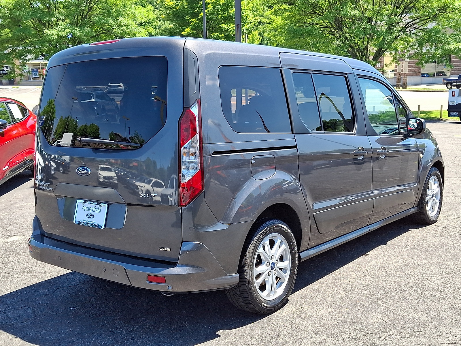 Used 2021 Ford Transit Connect XLT FWD image 6