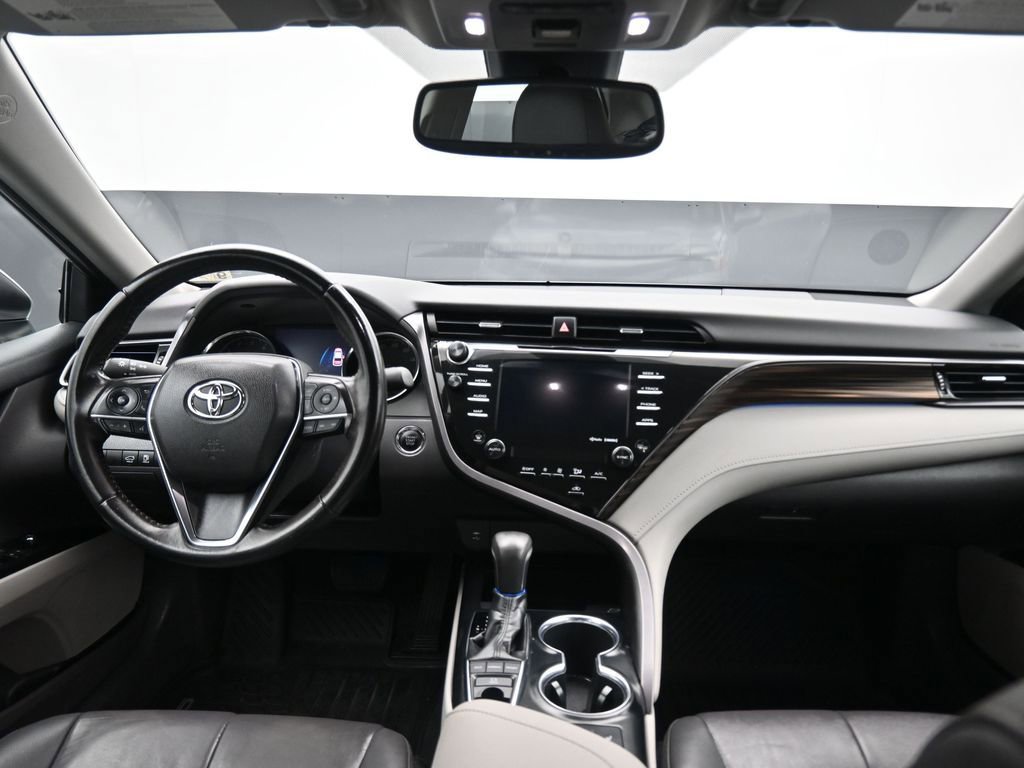 Used 2019 Toyota Camry XLE FWD image 37