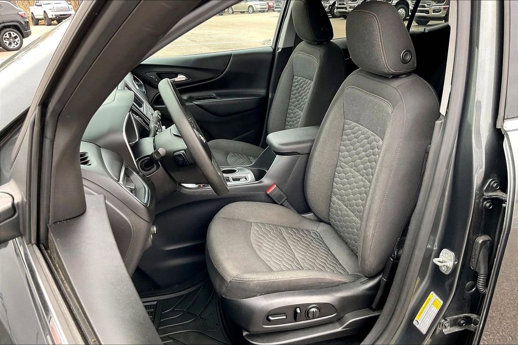 Used 2020 Chevrolet Equinox LT image 25