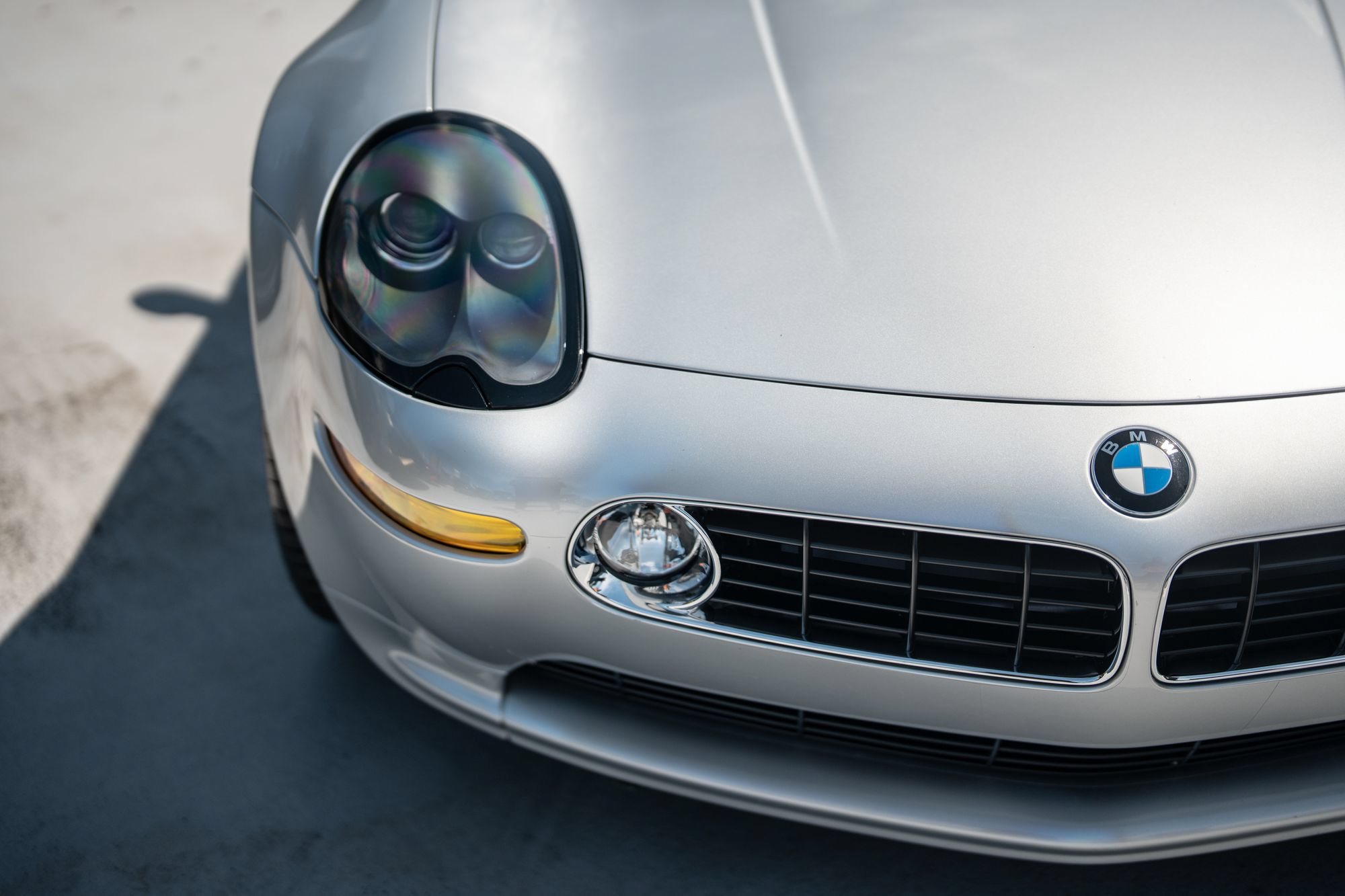 Used 2003 BMW Z8 RWD image 11