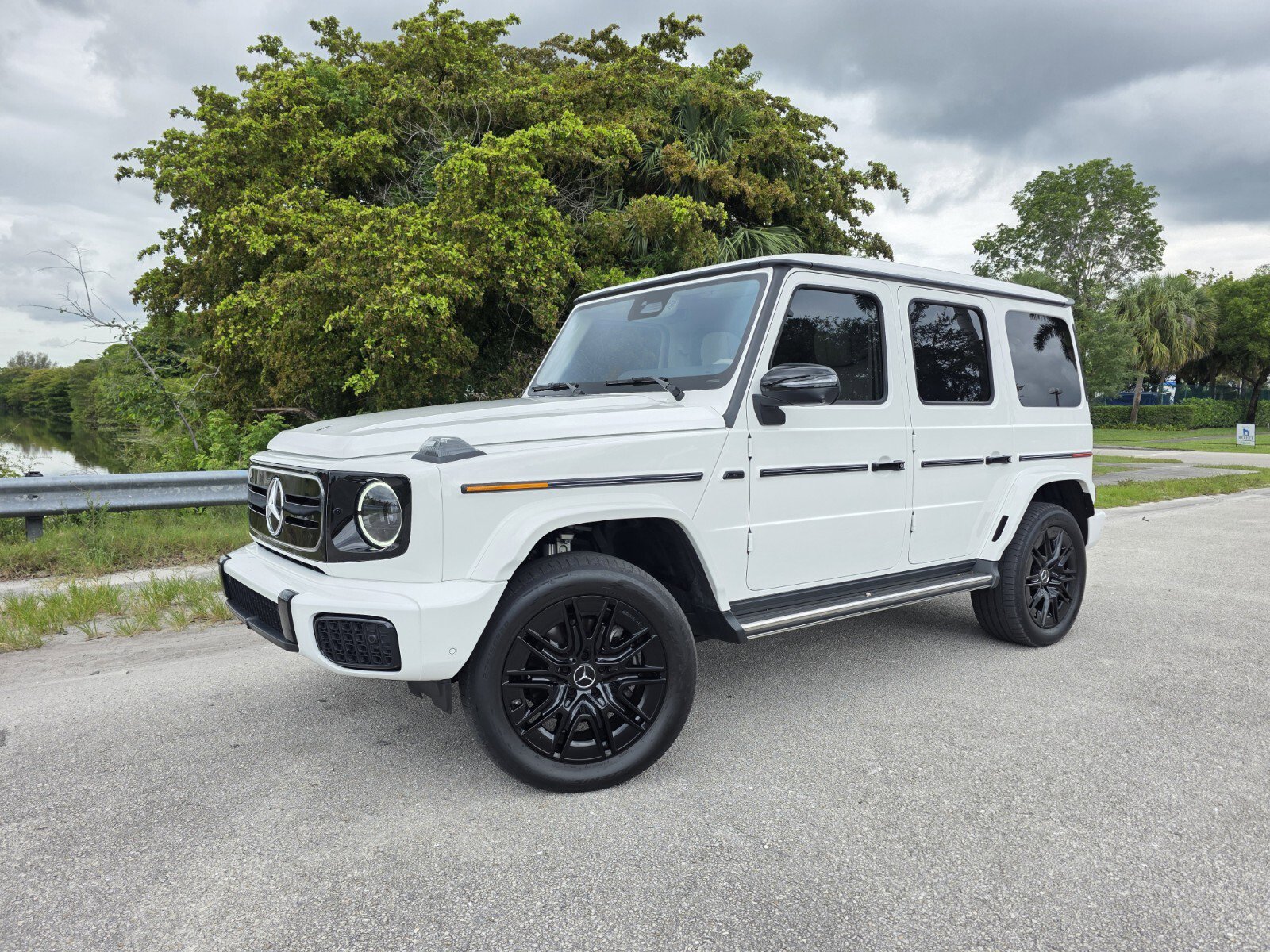 Used 2025 Mercedes-Benz G 580 w/ EQ Technology image 1