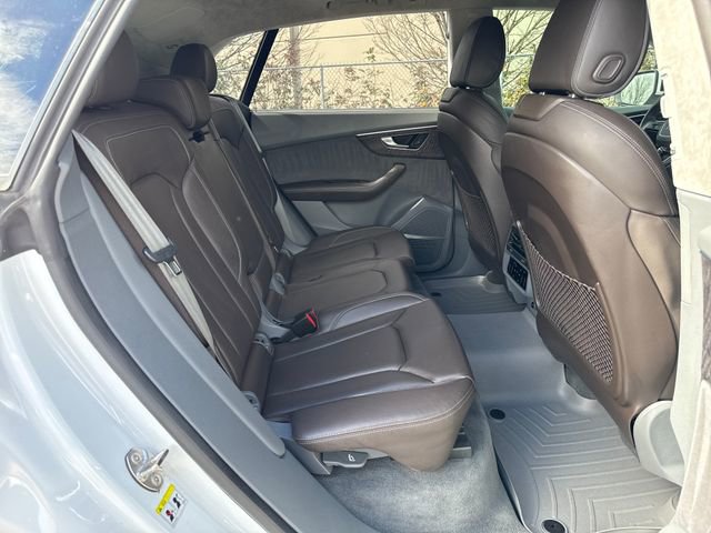 Used 2019 Audi Q8 Prestige w/ Luxury Package image 12