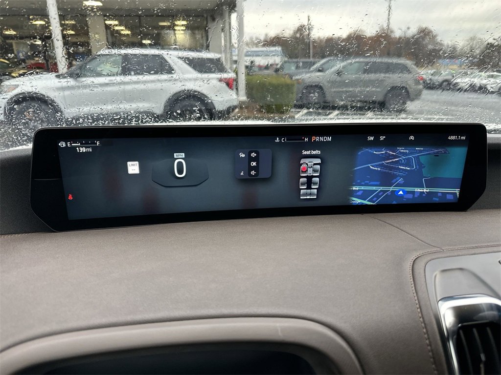 Used 2025 Ford Expedition Max King Ranch image 15