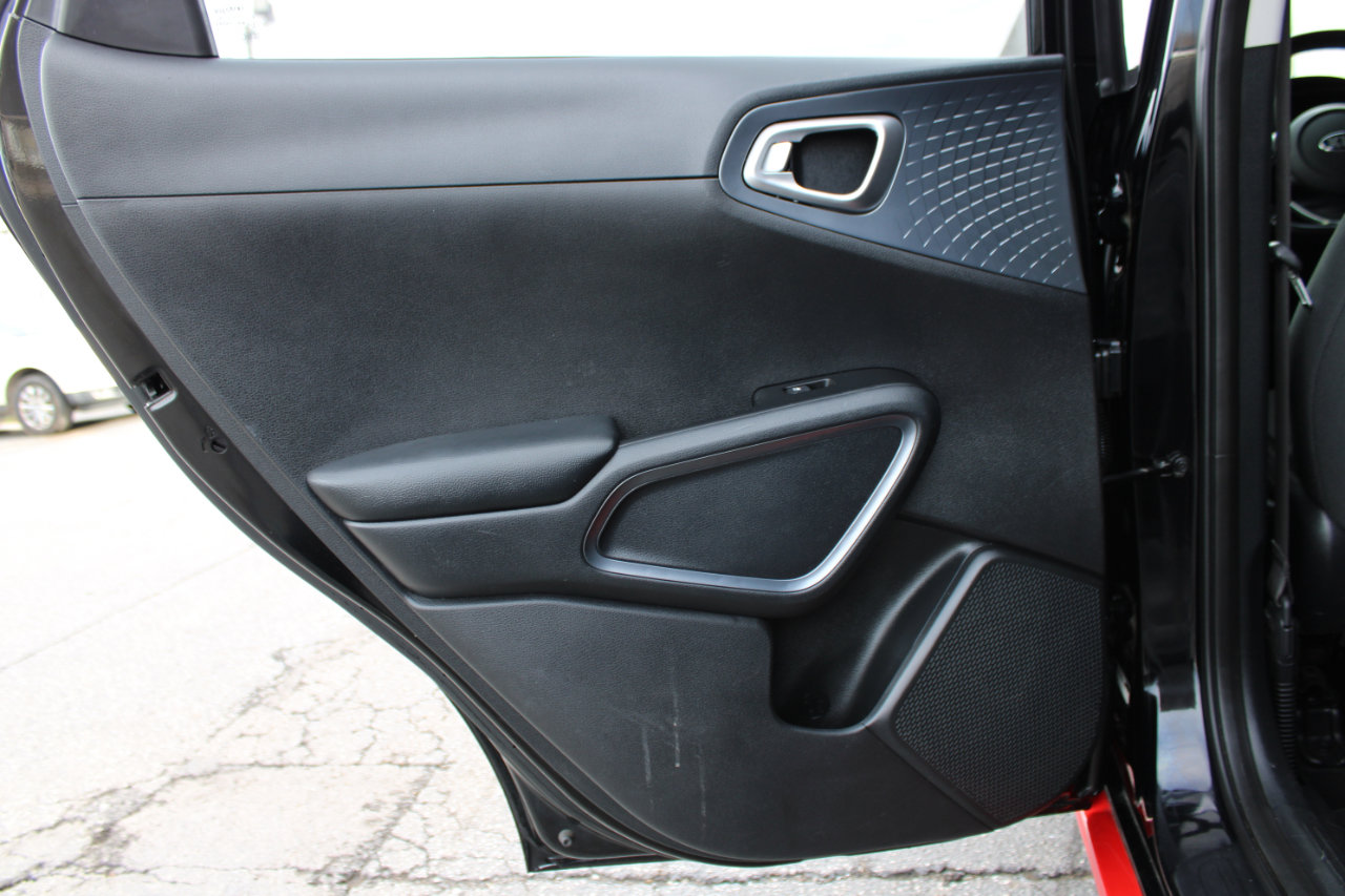 Used 2020 Kia Soul GT-Line image 34