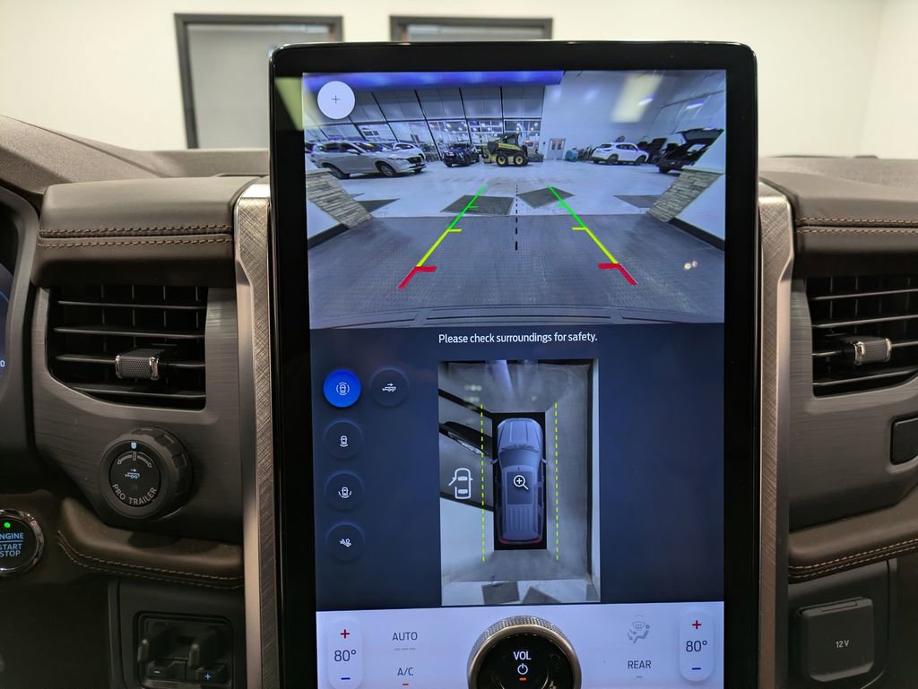 Used 2024 Ford Expedition King Ranch image 14