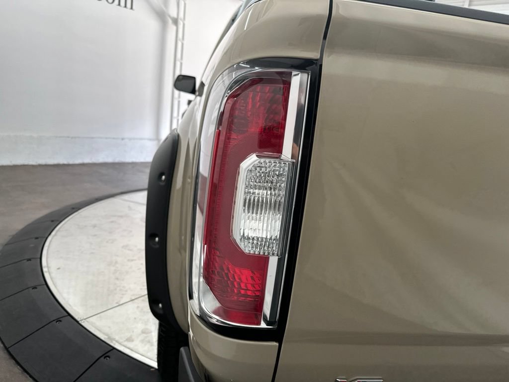 Used 2021 GMC Canyon AT4 AWD/4WD image 12