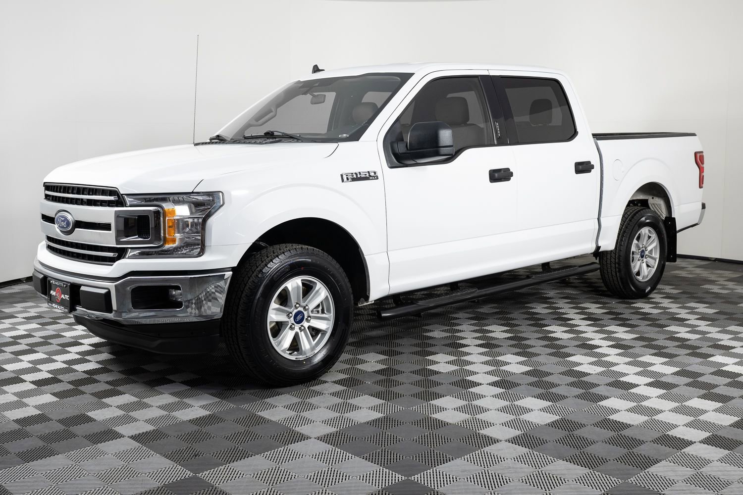 Used 2019 Ford F150 XLT AWD/4WD image 1