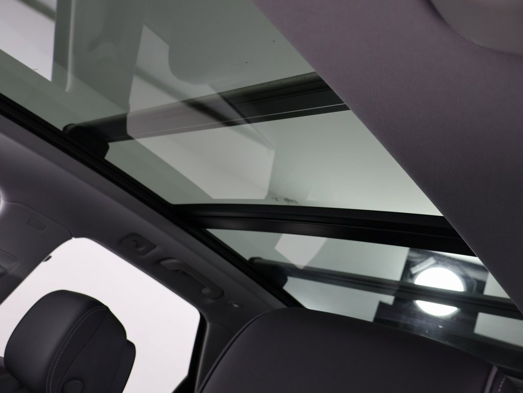 Used 2024 Audi Q5 e Premium Plus image 9