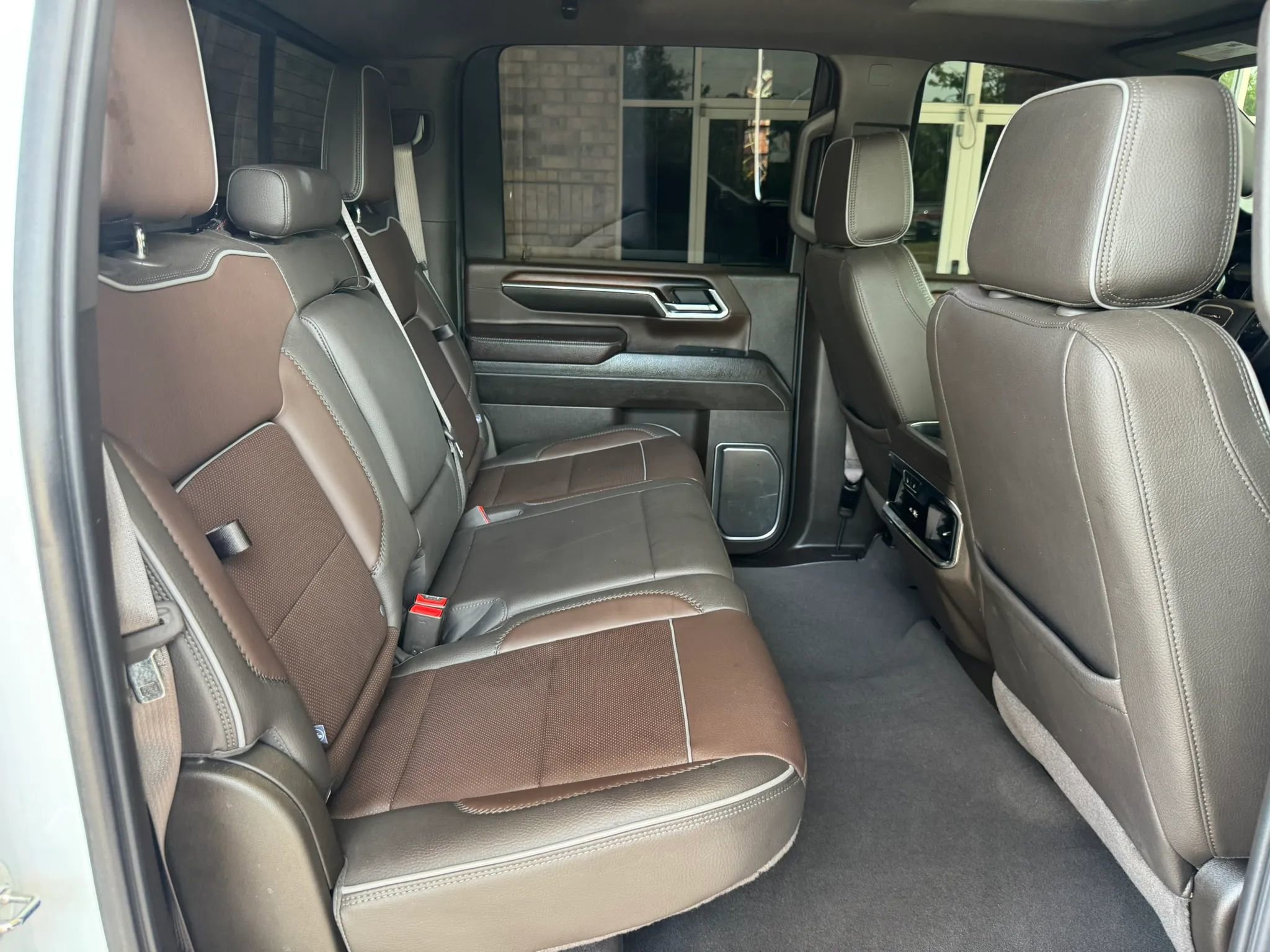 Used 2024 GMC Sierra 2500 Denali w/ Denali Reserve Package image 26