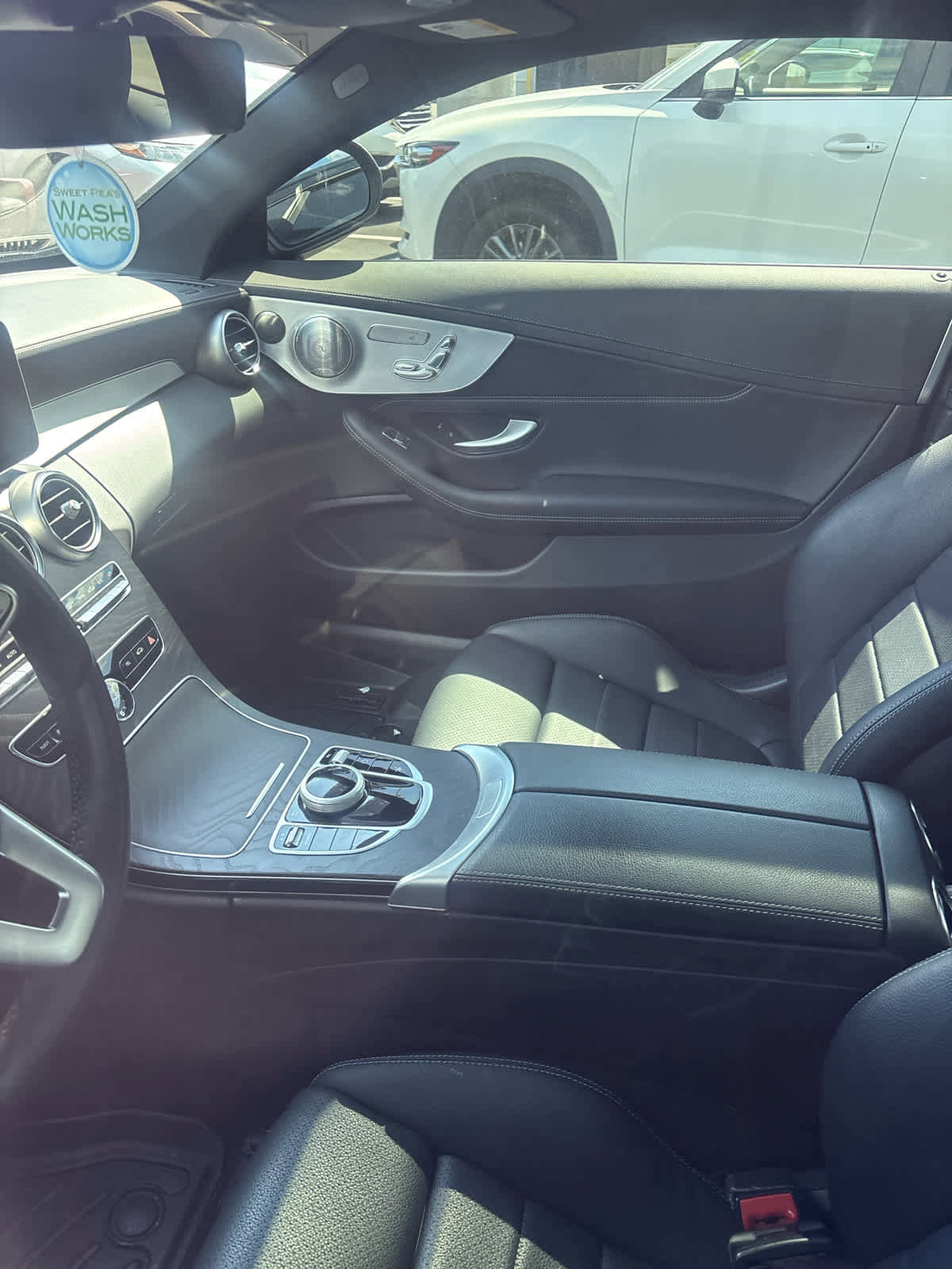 Used 2023 Mercedes-Benz C 300 4MATIC Coupe image 4