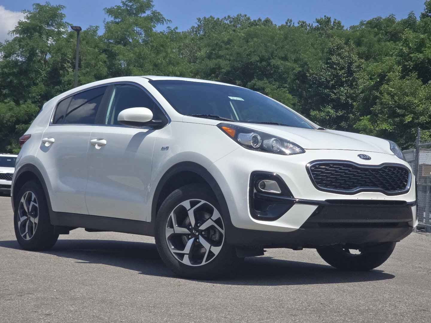 Used 2020 Kia Sportage LX AWD/4WD image 1