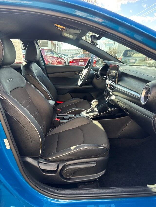 Used 2023 Kia Forte GT-Line w/ GT-Line Technology Package FWD image 18