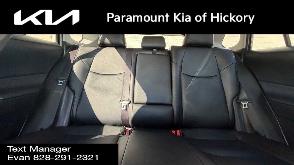 Used 2023 Toyota RAV4 AWD Hybrid image 31