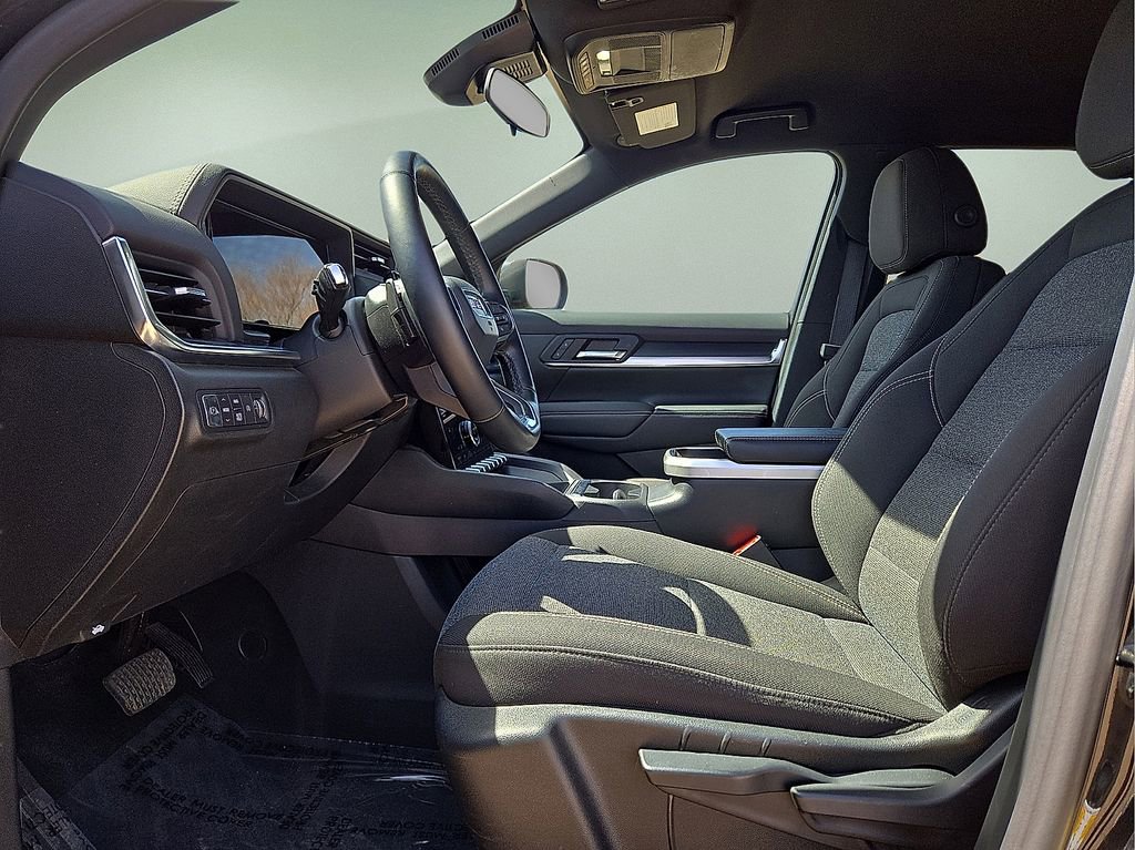 Used 2025 GMC Terrain Elevation image 23