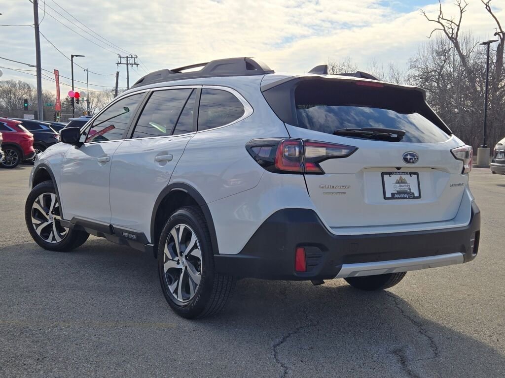 Used 2022 Subaru Outback Limited AWD/4WD image 16