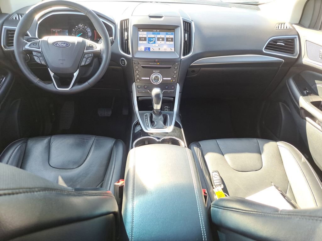 Used 2018 Ford Edge Titanium w/ Equipment Group 301A image 27