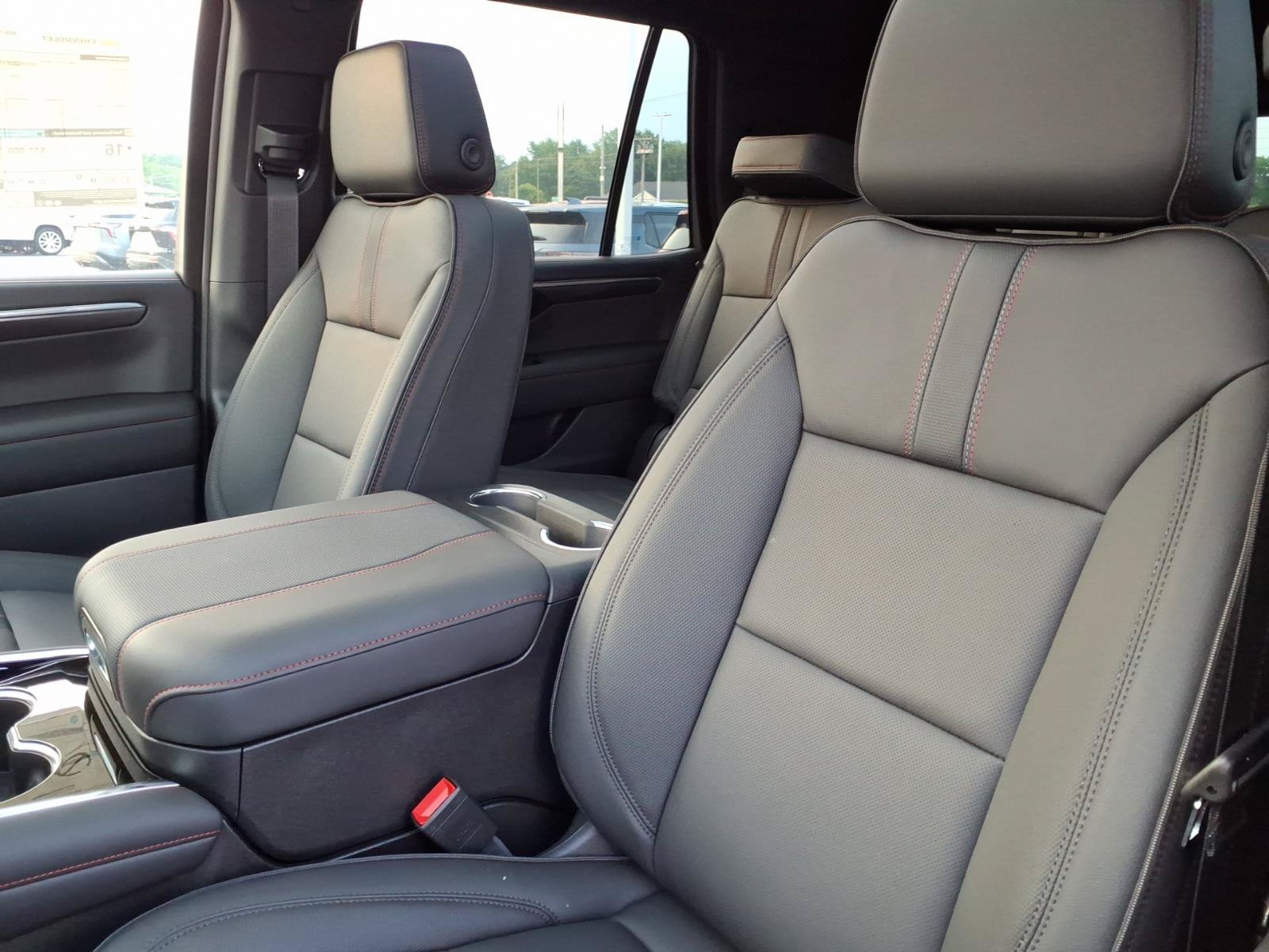 New 2026 Chevrolet Tahoe RST w/ RST Capability Package AWD/4WD image 7