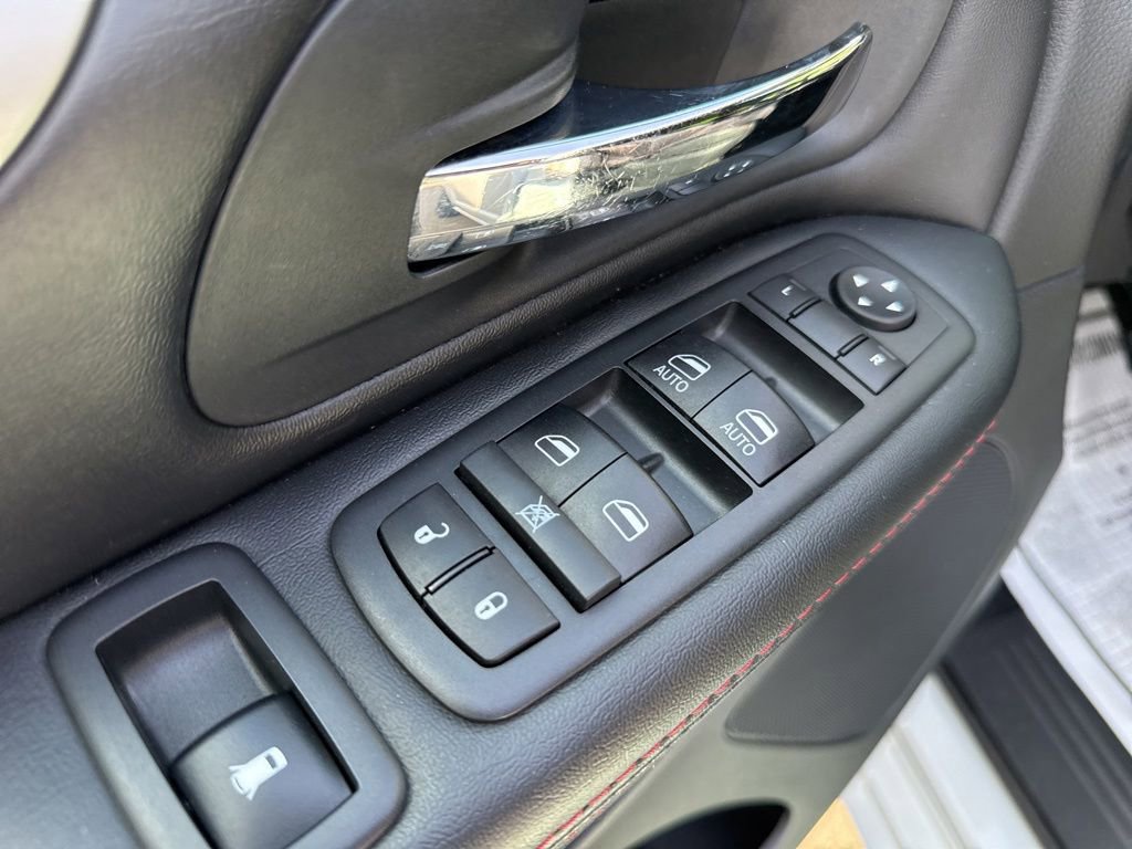Used 2020 Dodge Grand Caravan GT FWD image 23