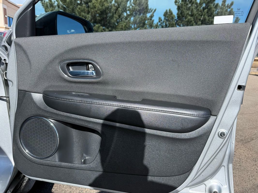 Used 2022 Honda HR-V EX image 26