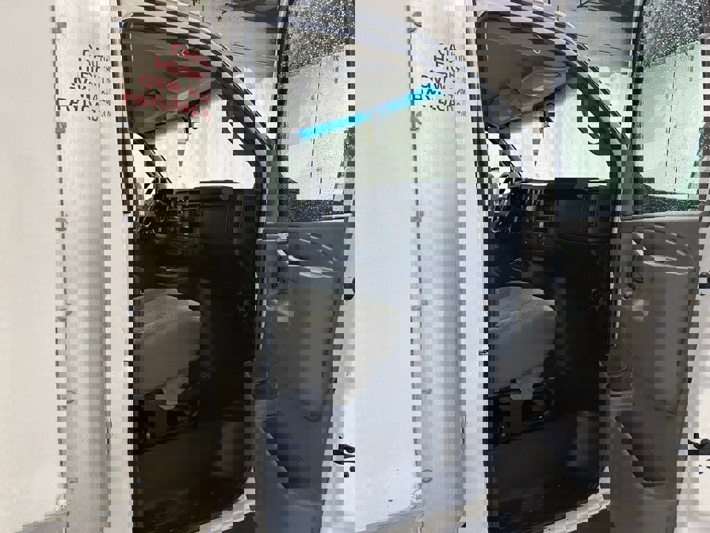 Used 2022 Chevrolet Express 3500 w/ Power Convenience Package image 39