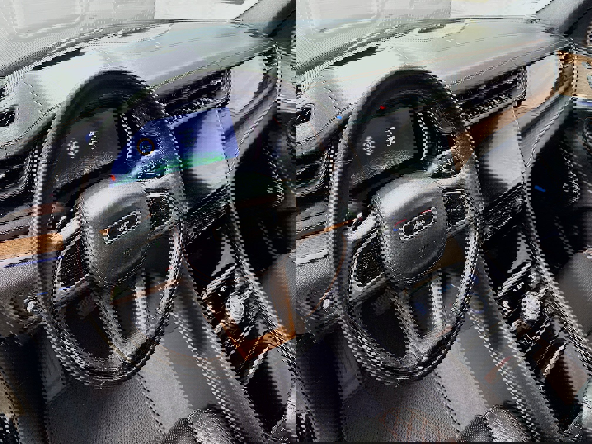 Used 2023 Jeep Grand Cherokee Summit w/ Advanced Protech Group IV image 14