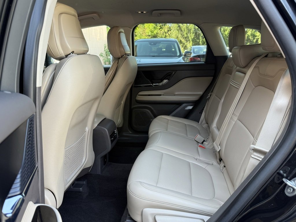 Used 2020 Lincoln Corsair AWD w/ Equipment Group 101A image 14