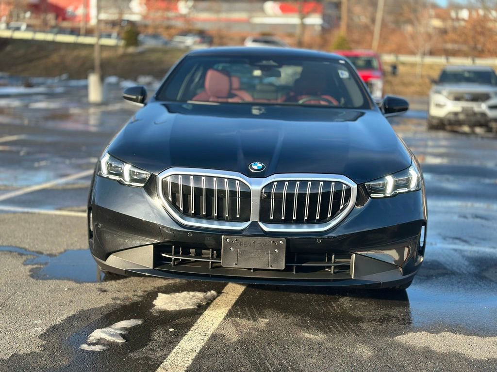 Certified 2024 BMW 530i xDrive w/ Premium Package image 10