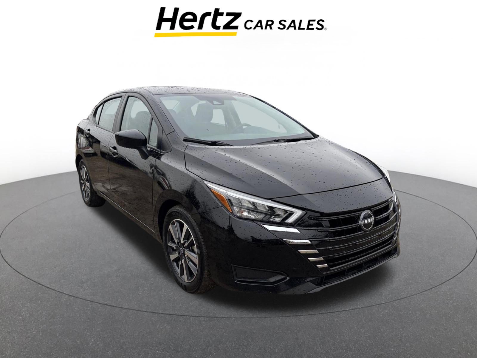 Used 2025 Nissan Versa SV image 1