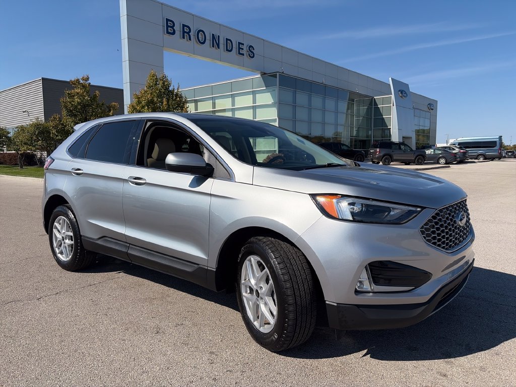 Used 2024 Ford Edge SEL w/ Convenience Package