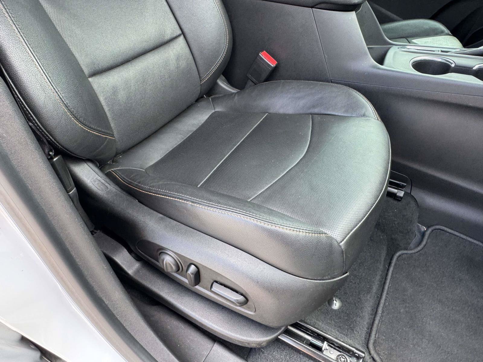 Used 2020 Chevrolet Equinox Premier AWD/4WD image 20