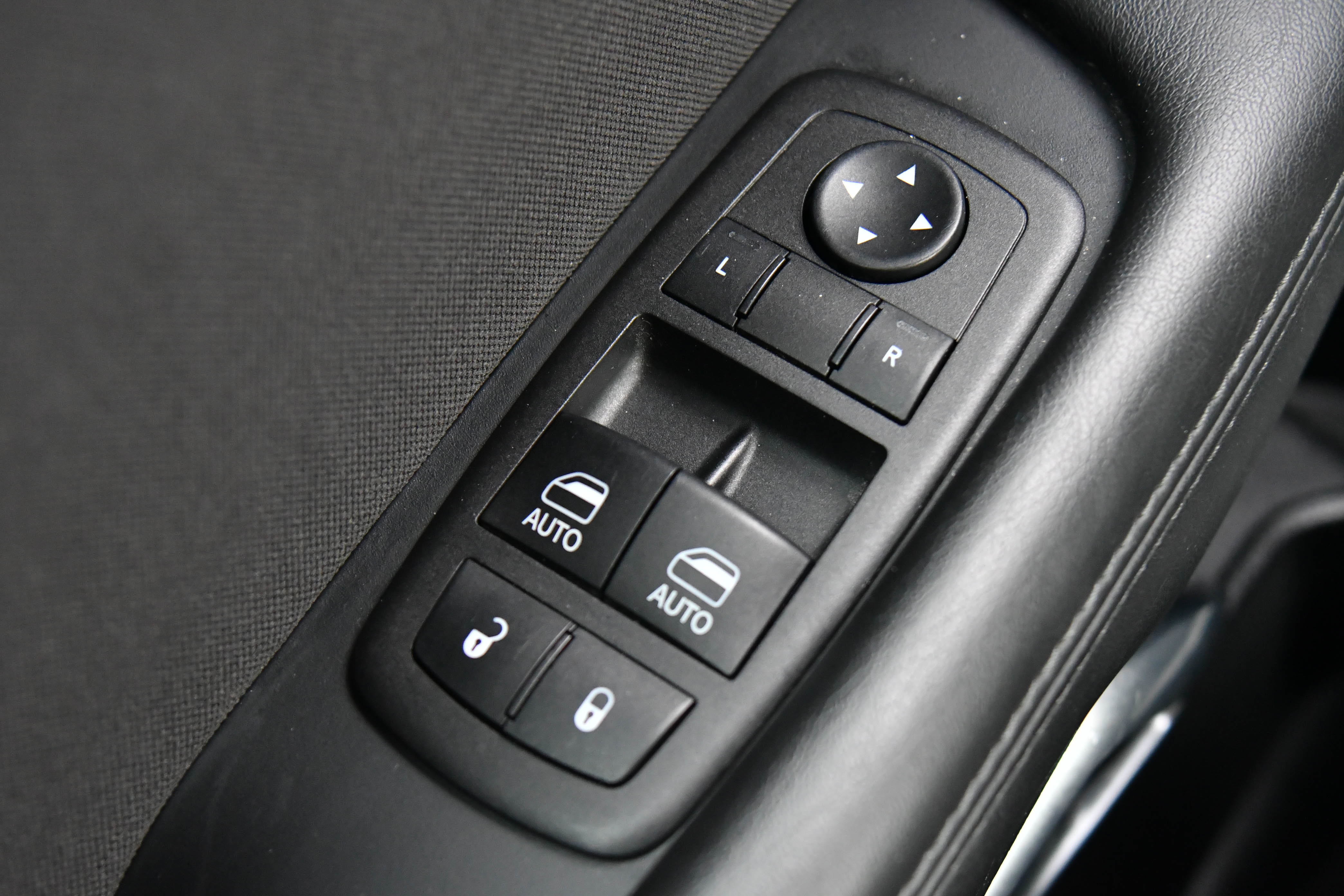 Used 2023 Dodge Challenger GT image 28