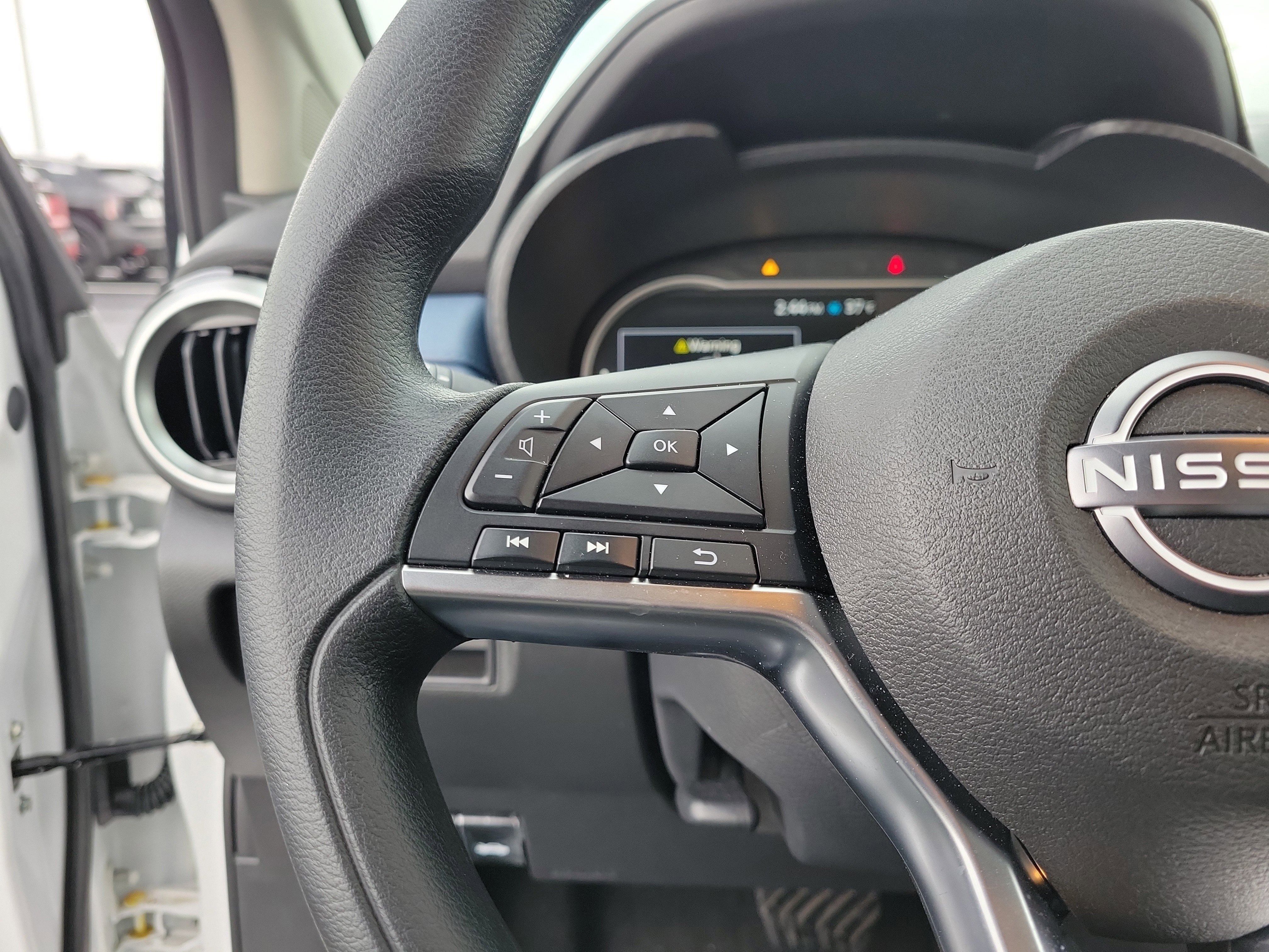 Certified 2025 Nissan Versa SV w/ Trunk Package image 22