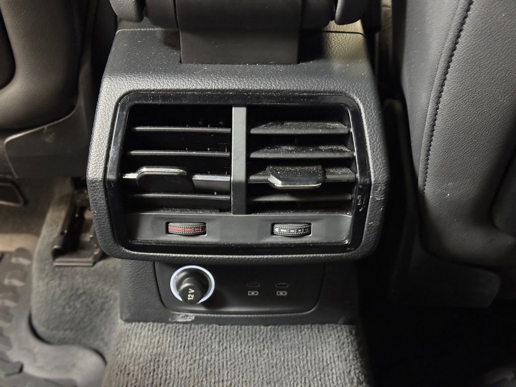 Used 2020 Audi Q3 2.0T Premium w/ Convenience Package image 19