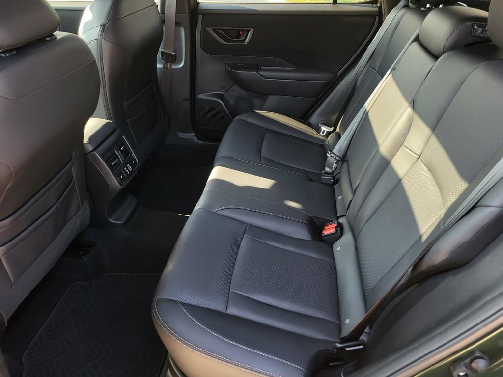 Used 2026 Subaru Outback Limited AWD/4WD image 13