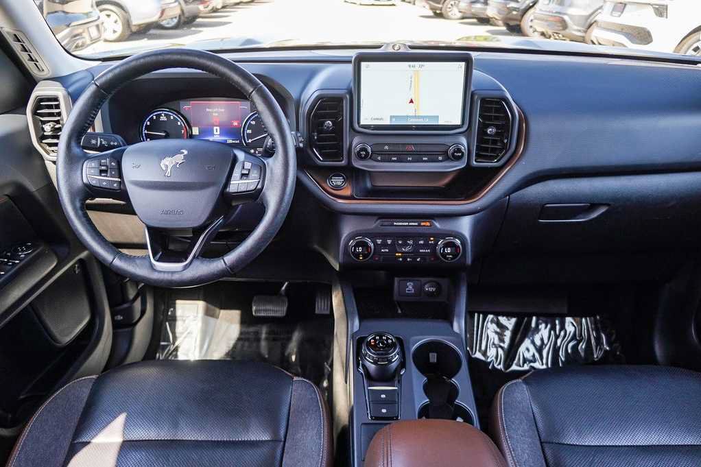 Used 2021 Ford Bronco Sport Outer Banks w/ Outer Banks Package (96D) AWD/4WD image 12