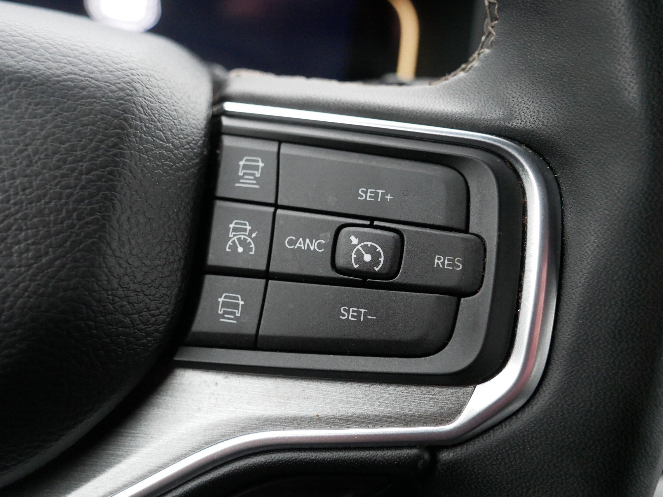 Certified 2024 Jeep Wagoneer Series II w/ Convenience Group I image 29