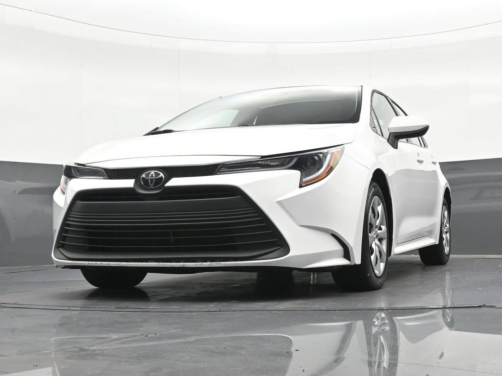 Used 2023 Toyota Corolla LE FWD image 35