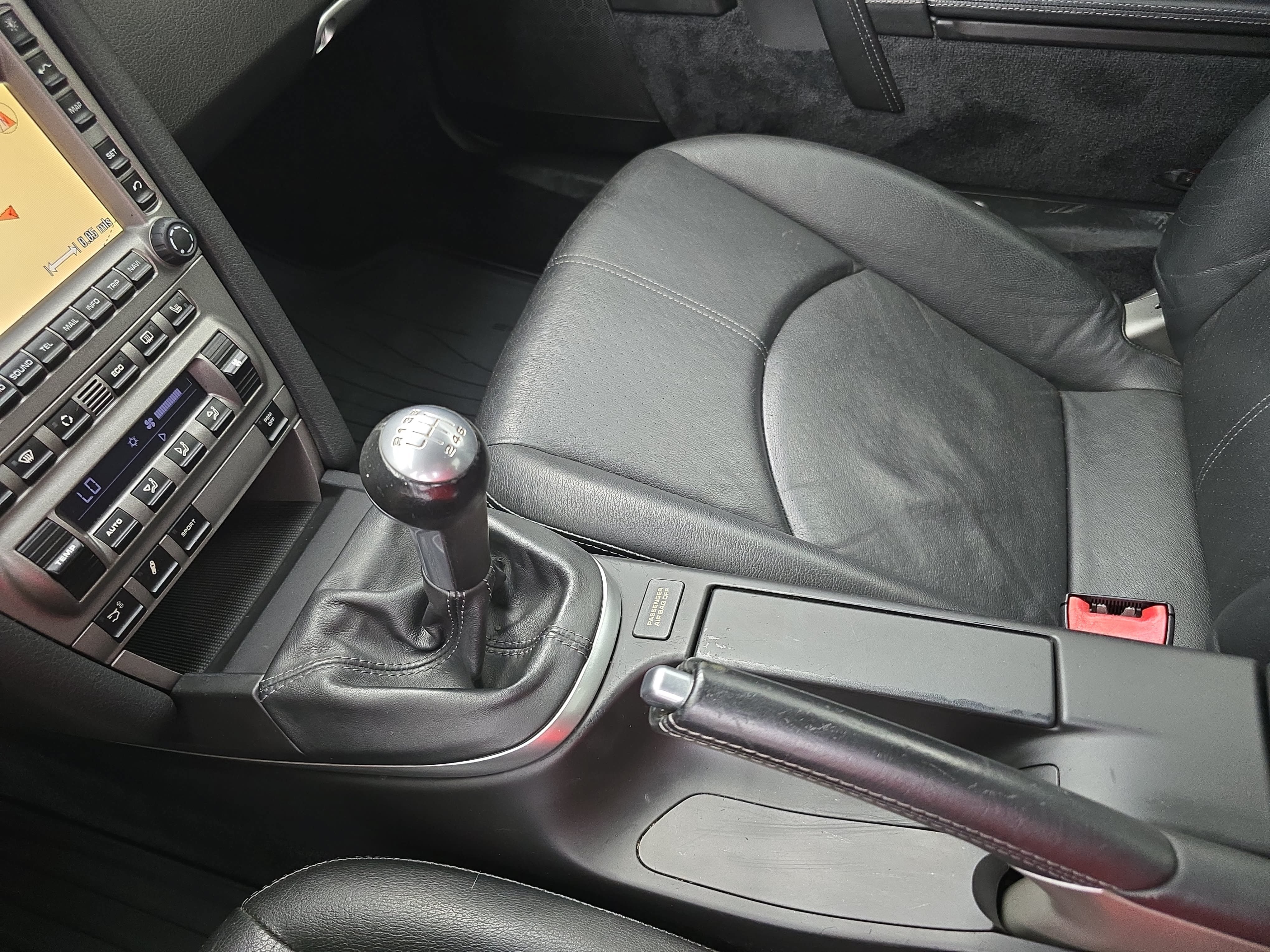 Used 2007 Porsche 911 Carrera 4S AWD/4WD image 23