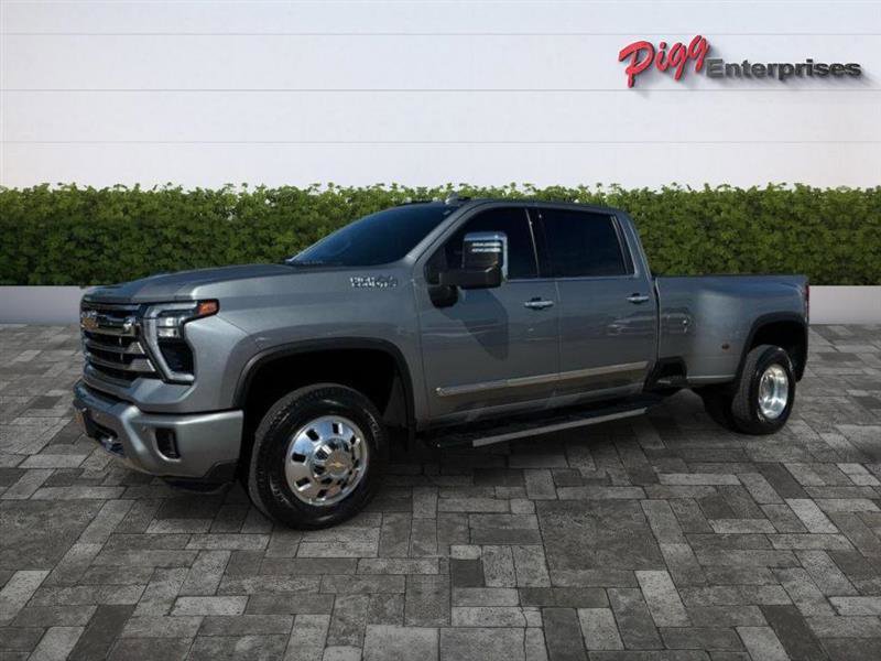 Used 2024 Chevrolet Silverado 3500 High Country image 4