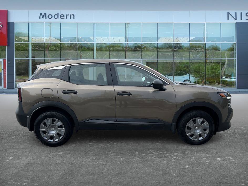 Certified 2025 Nissan Kicks S AWD/4WD image 4