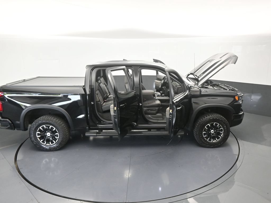 Used 2025 Chevrolet Silverado 1500 ZR2 w/ Technology Package AWD/4WD image 81
