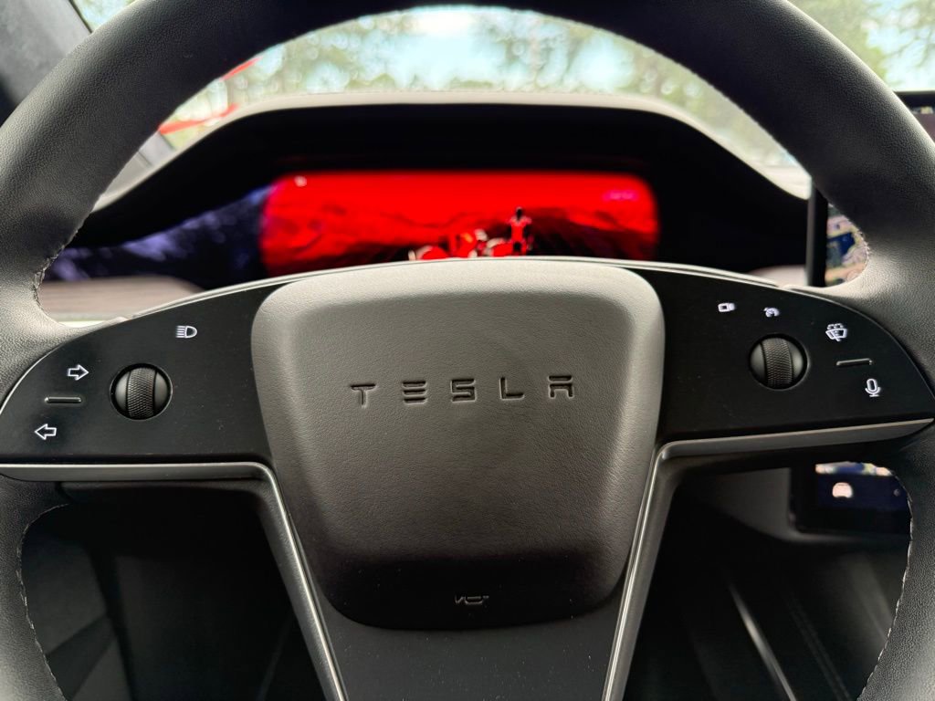 Used 2024 Tesla Model X AWD/4WD image 23