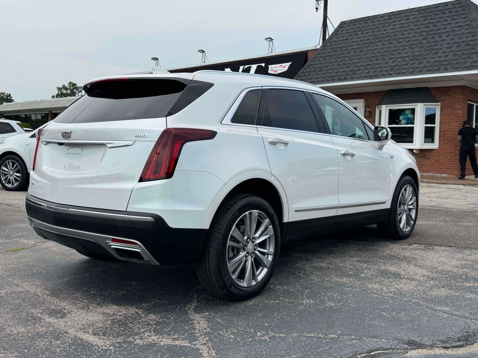 Certified 2024 Cadillac XT5 Premium Luxury AWD/4WD image 5