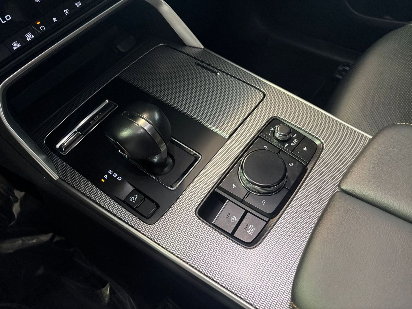 Used 2025 MAZDA CX-90 3.3 Turbo w/ Preferred Package image 49