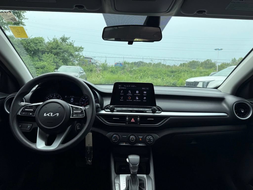 Used 2023 Kia Forte LXS w/ LXS Technology Package FWD image 12