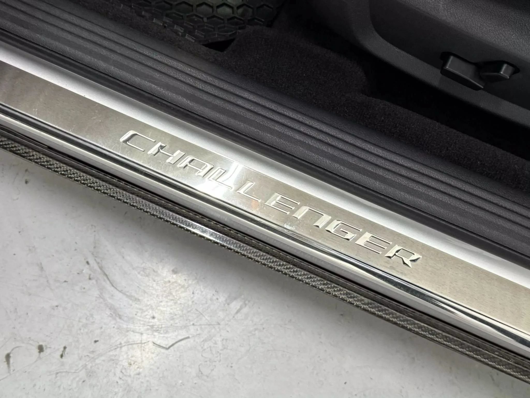 Used 2008 Dodge Challenger SRT8 RWD image 71