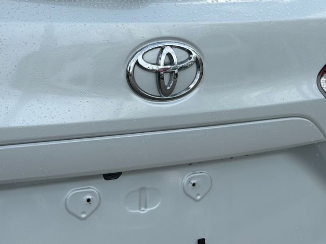 Used 2024 Toyota Corolla Cross LE AWD/4WD image 10